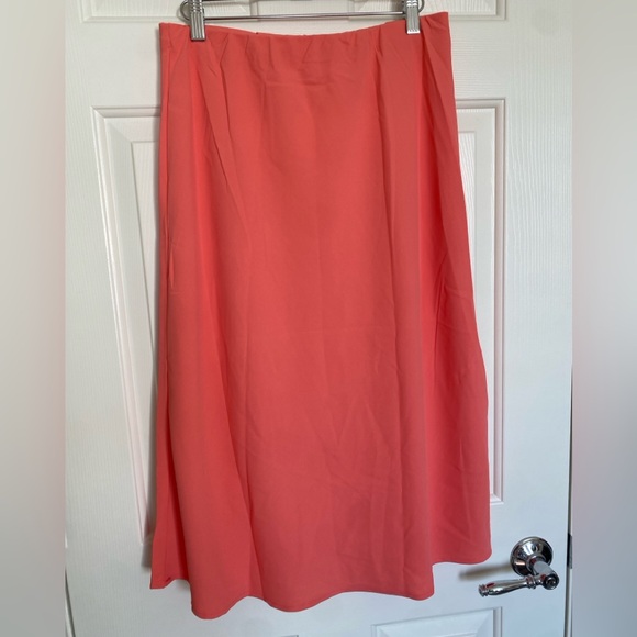 Coral Colored Skirt NWT - Picture 7 of 13